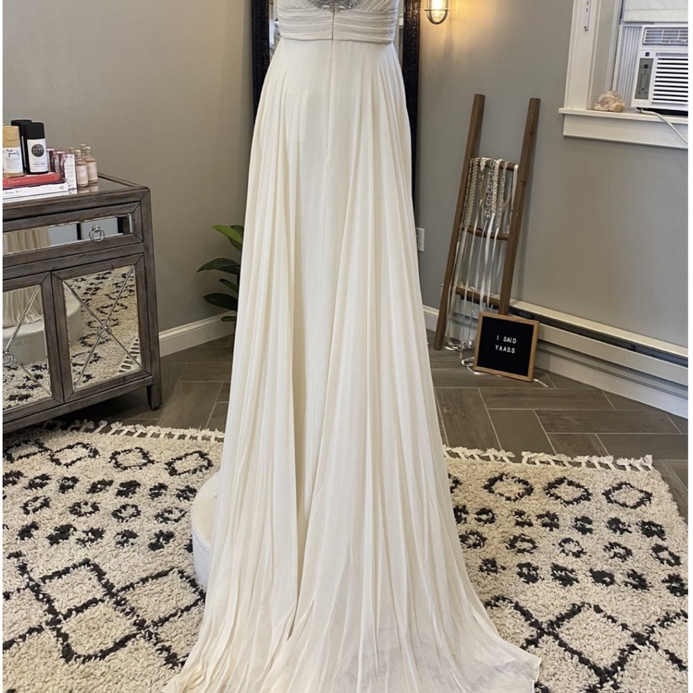 Jenny Packham Ophelia Ivory Beaded Wedding Dress - Picture 10 of 10